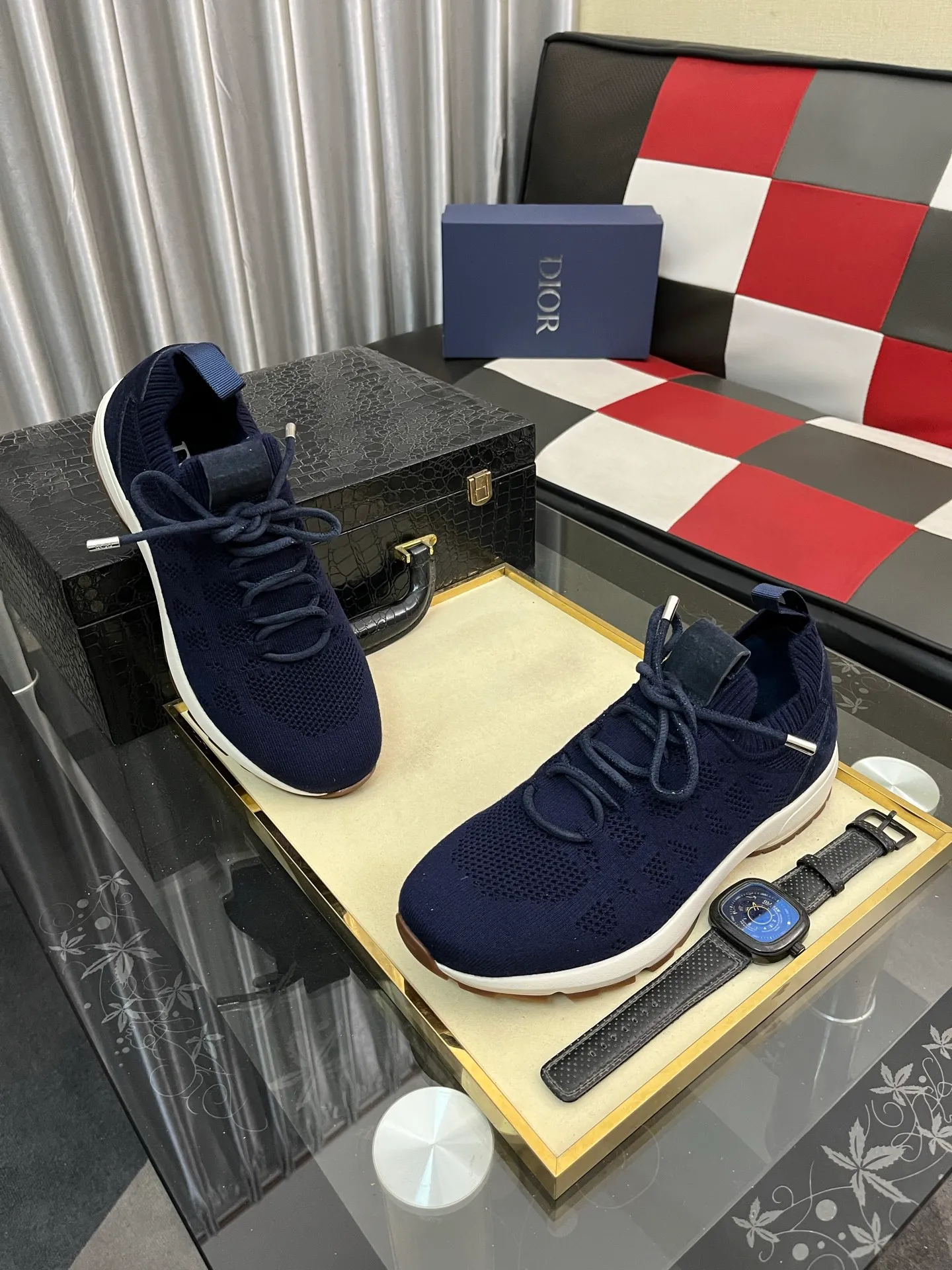 Men's shoes 💰: 400⌚️⌚️2025 new Dior fly-knit breathable casual men's shoes are on the market, original order, impeccable, the upper is made of imported fly-knit, and the original outsole is made one to one quarter. It is super comfortable on the feet. It is a must-buy pair of shoes. Available in sizes 38-446️⃣